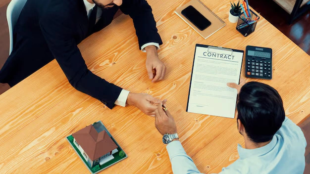 Moving Forward with Confidence with the Support of a Mediator Lancaster